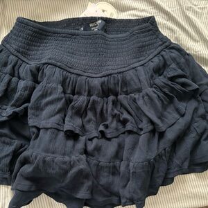 Hollister navy skirt